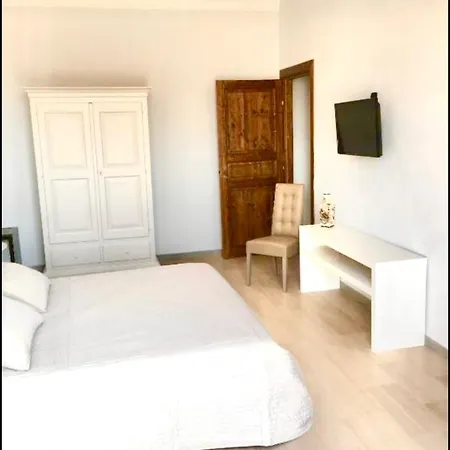 Simonetta's Noto