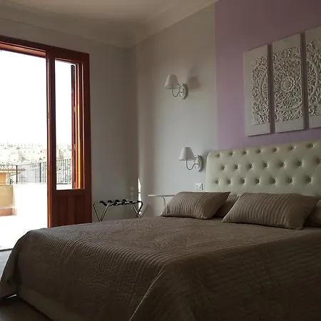 Simonetta's 4*
