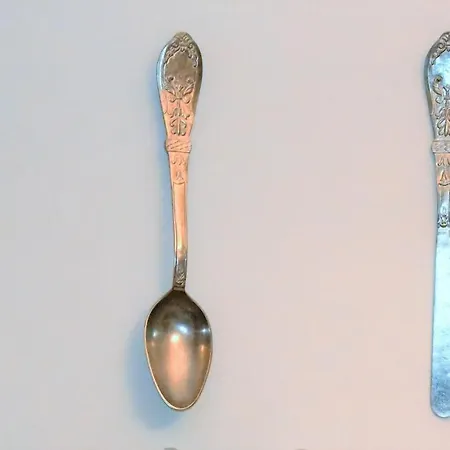 Simonetta's Pensión 4*