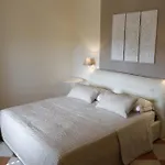 Simonetta's 4*